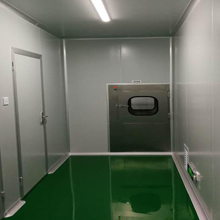 傳遞窗適用于需要在不同潔凈度區(qū)域之間傳遞物品的場(chǎng)合，如實(shí)驗(yàn)室、無(wú)菌室等。