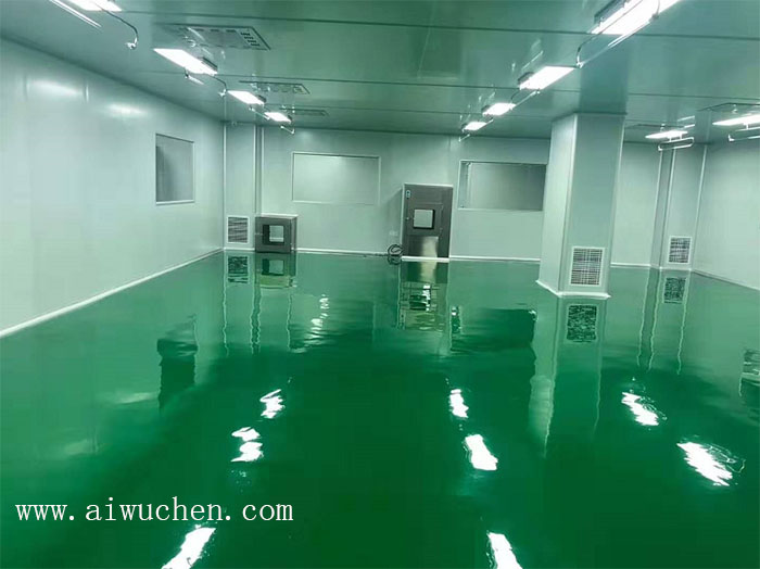 傳遞窗應設置在潔凈車間潔凈度要求較高的區(qū)域與相對較低的區(qū)域之間,以減少交叉污染的風險。 傳遞窗應設置在潔凈車間潔凈度要求較高的區(qū)域與相對較低的區(qū)域之間,以減少交叉污染的風險。