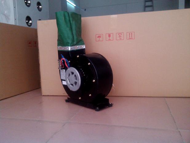 風淋室風機 安裝了PVC油布的風淋室風機